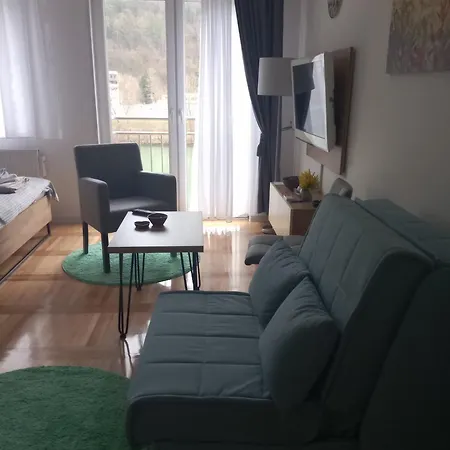 Daire Stan Na Dan Drinska Noc -zvornik *